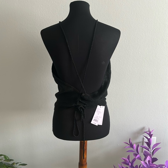 Wild Fable Black Halter Tank Top - Picture 4 of 6